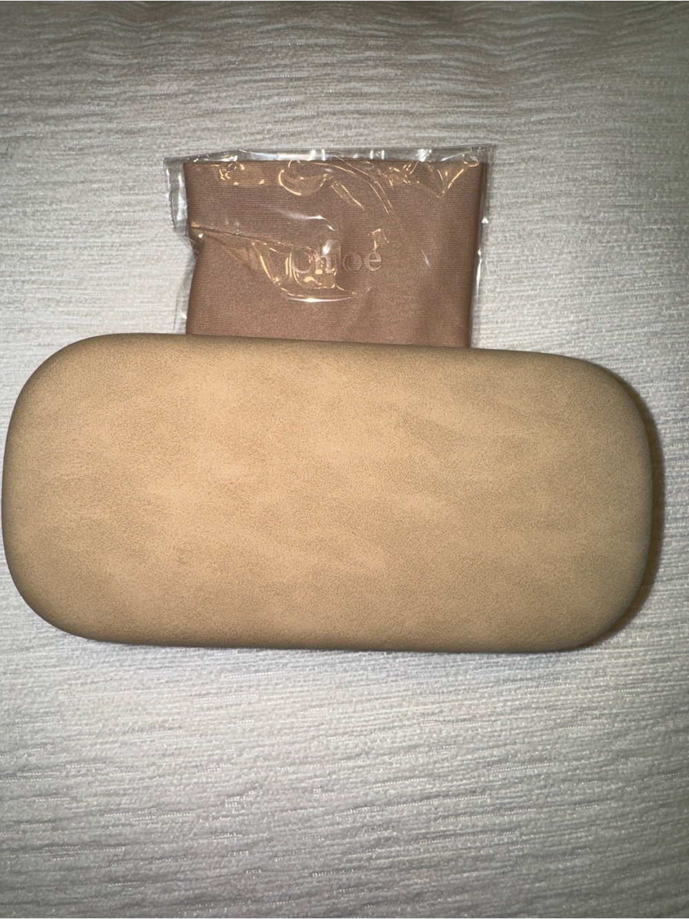 Chloé Designer Sunglasses Case – Neutral Beige Luxury Eyewear Case NEVER USED - Picture 5 of 5